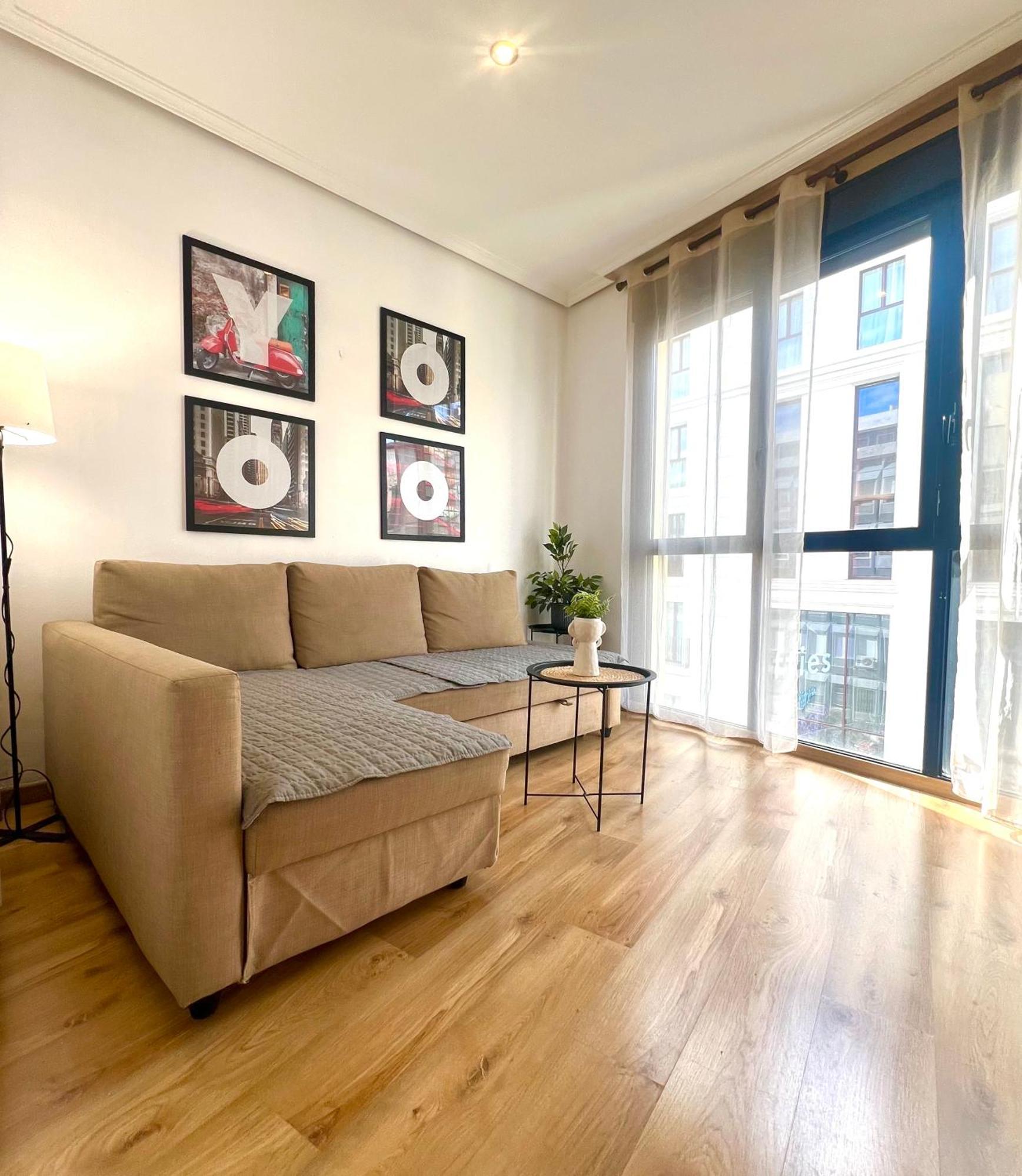 Apartamento Centro De Madrid Luaran gambar