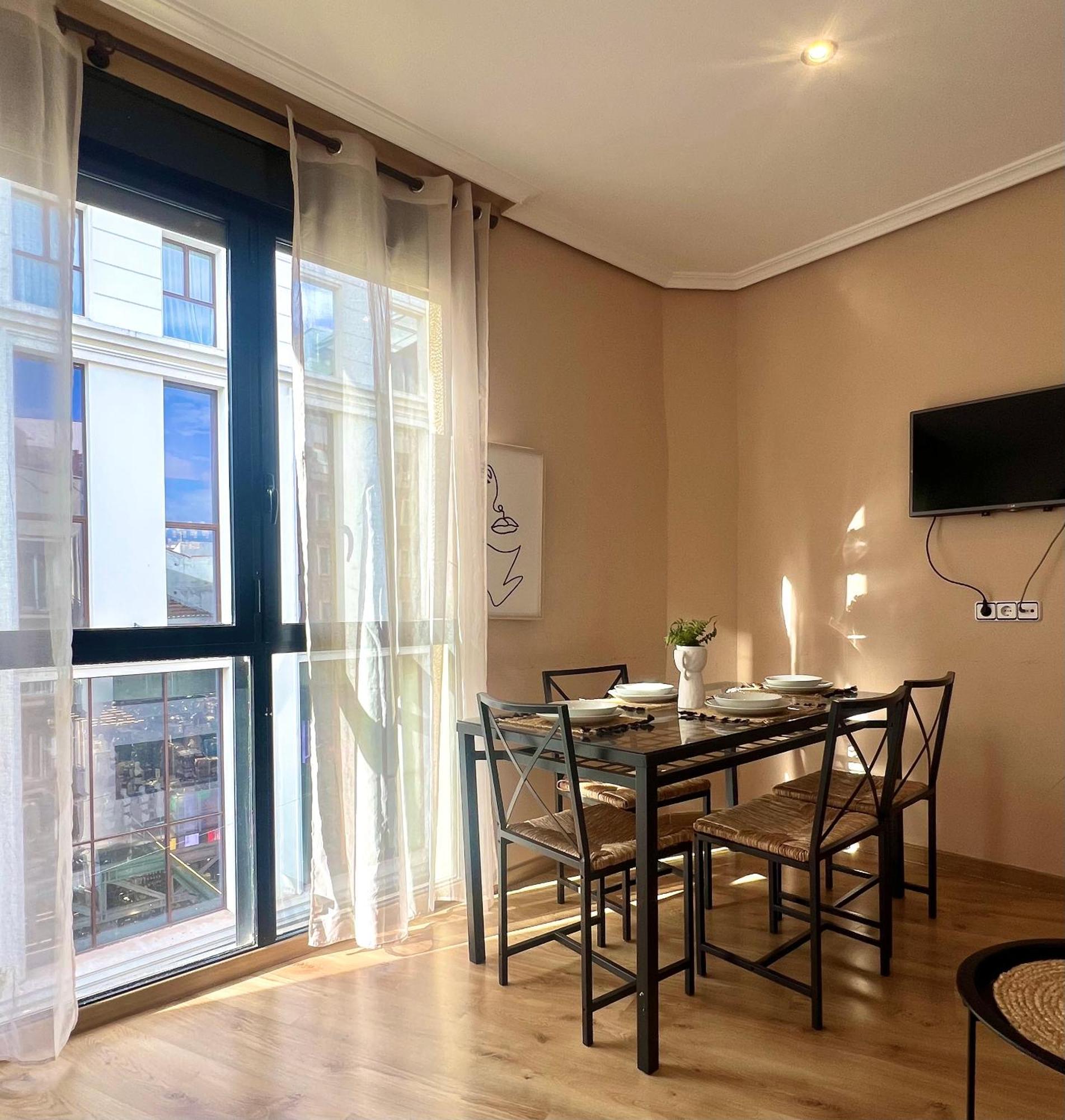 Apartamento Centro De Madrid Luaran gambar